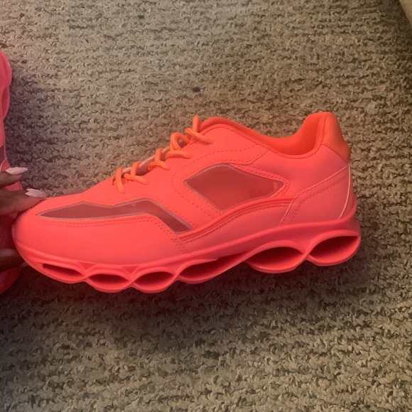 ASOS reflective sneakers - Picture 4 of 5